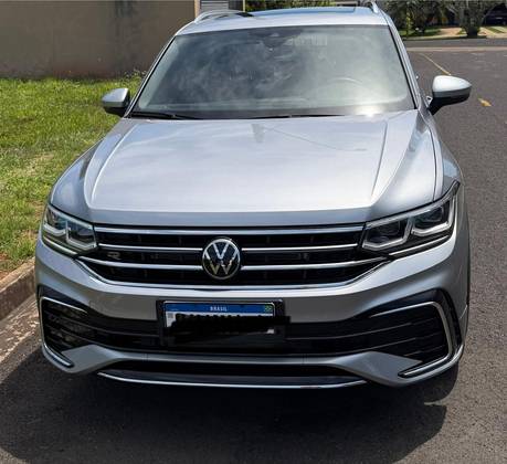 VOLKSWAGEN TIGUAN 2.0 300 TSI GASOLINA ALLSPACE R-LINE AUTOMÁTICO